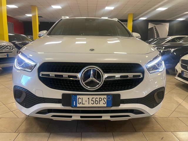 MERCEDES-BENZ GLA 250 e hybrid EQ Premium LED/NAVI/PELLE/TEL*