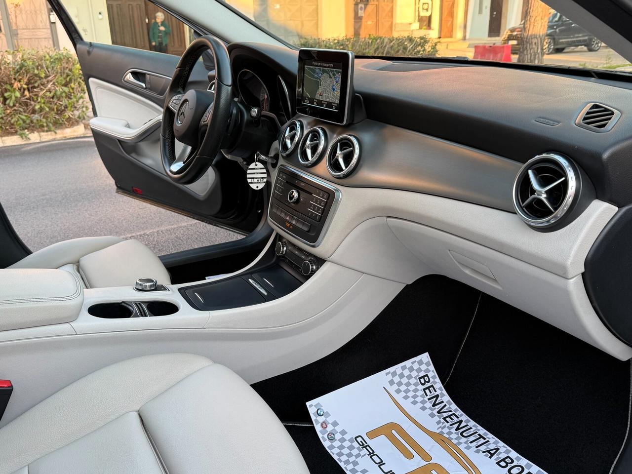 Mercedes GLA 200 d Autom Enduro *TETTO - 2016