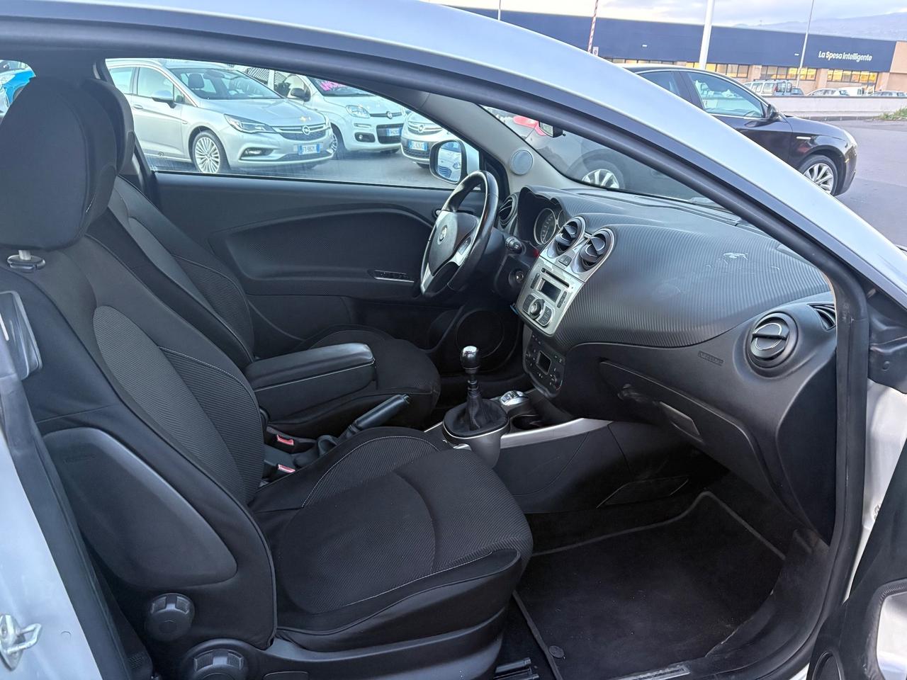 Alfa Romeo MiTo 1.4 T 155 CV Distinctive Sport Pack