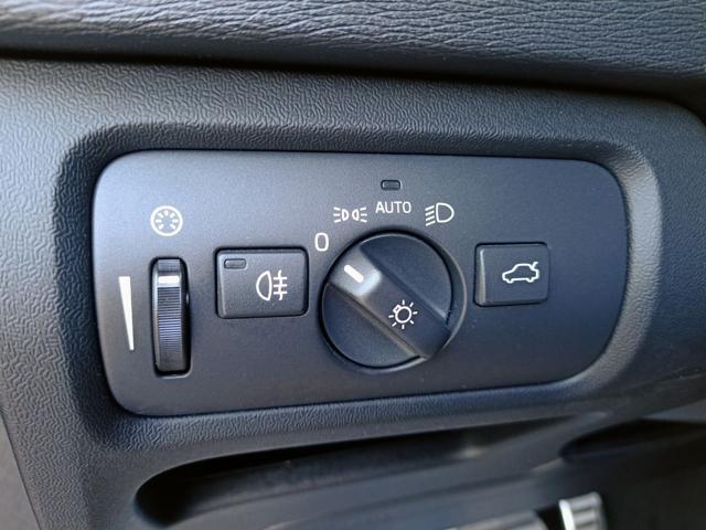 VOLVO V40 D2 Geartronic R-design