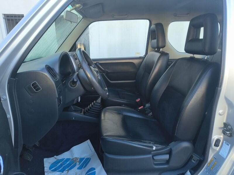 Suzuki Jimny Jimny 1.3i 16V cat 4WD JLX