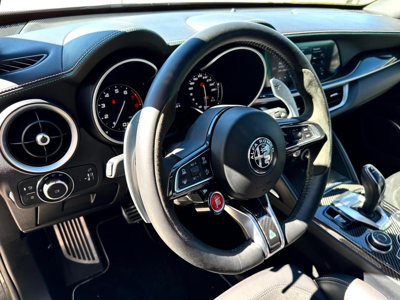Alfa Romeo Stelvio 2.9 Bi-Turbo V6 510 CV AT8 QUADRIFOGLIO VERDE TETTO + AKRAPOVIC