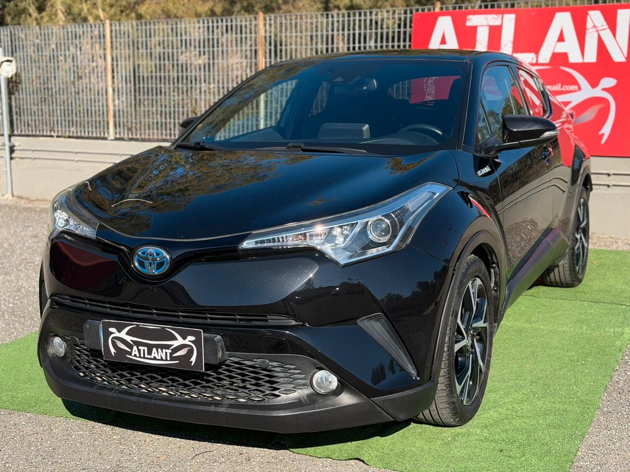 Toyota C-HR 1.8 Hybrid E-CVT Trend