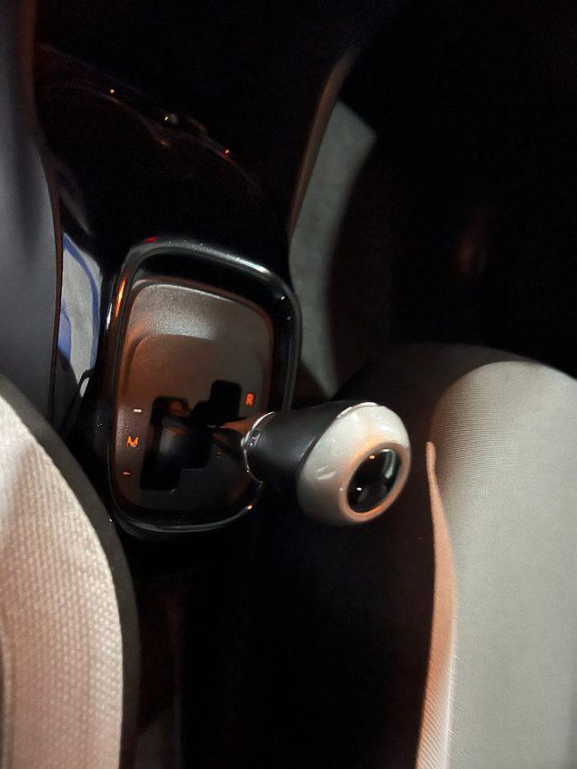 TOYOTA Aygo 1.0 VVT-i 69 CV 5 porte x-clusiv MMT