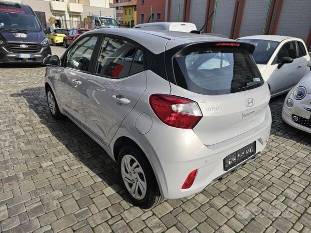 HYUNDAI i10 1.0 COMFORT AUTOMATICA