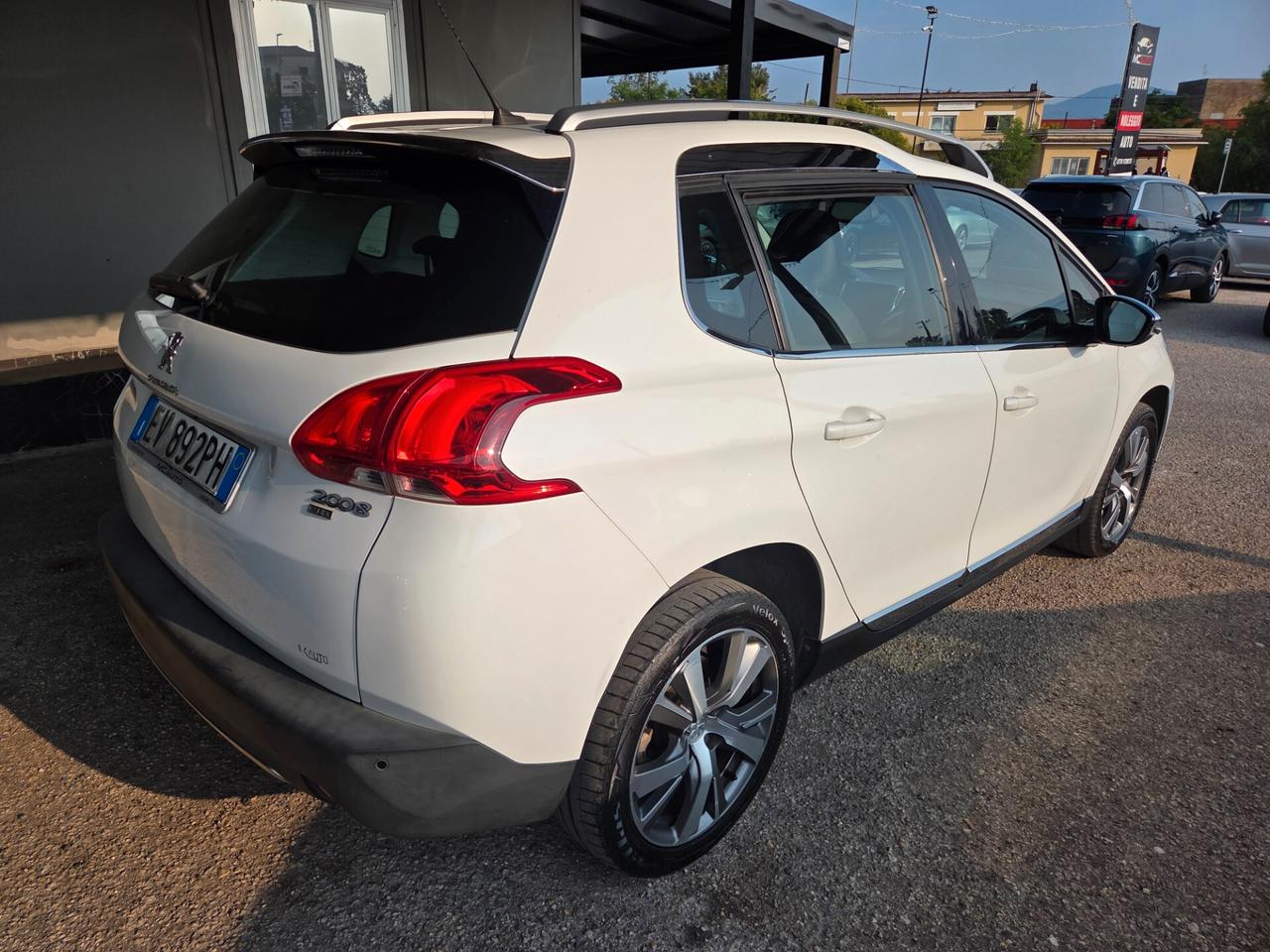 Peugeot 2008 1.6 e-HDi 115 CV Stop&Start Allure