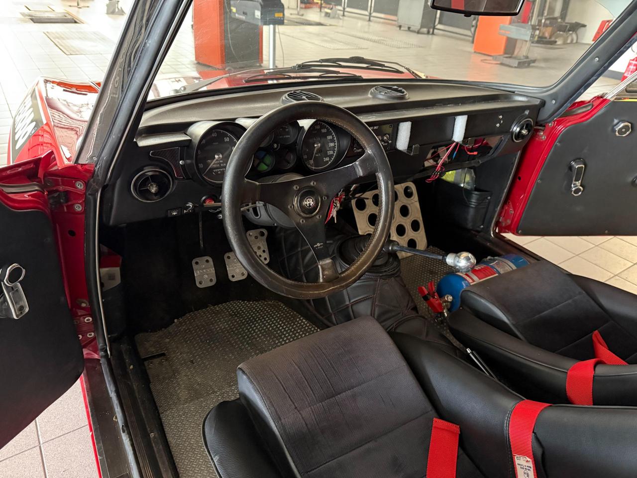Alfa Romeo GIULIA GT VELOCE 2000 (Tipo 10521)