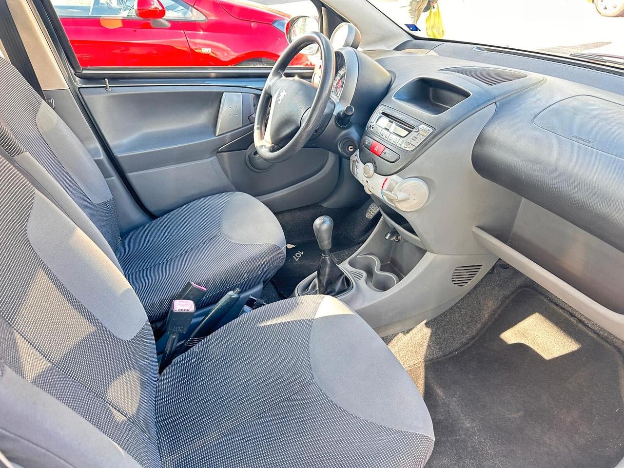 Peugeot 107 1.4 HDi 5p. Sweet Years