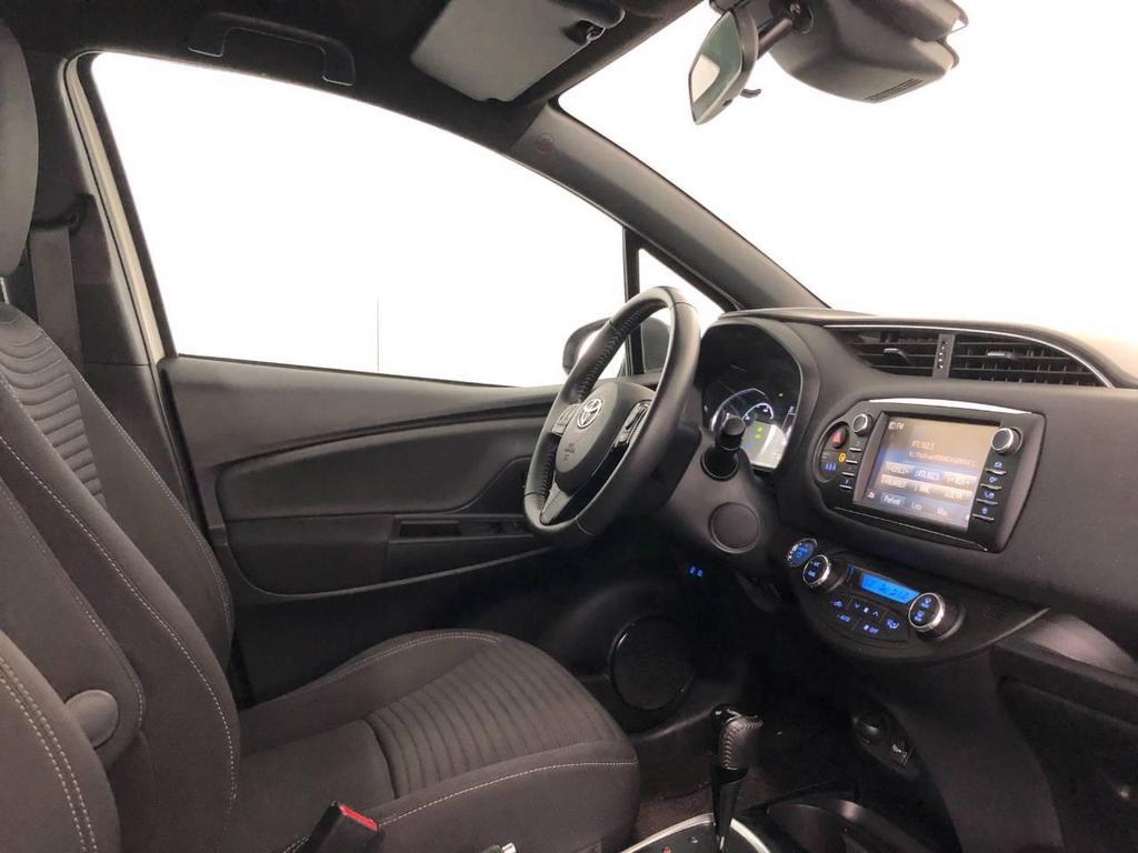Toyota Yaris 5 Porte 1.5 VVT-i Hybrid Trend White Edition E-CVT