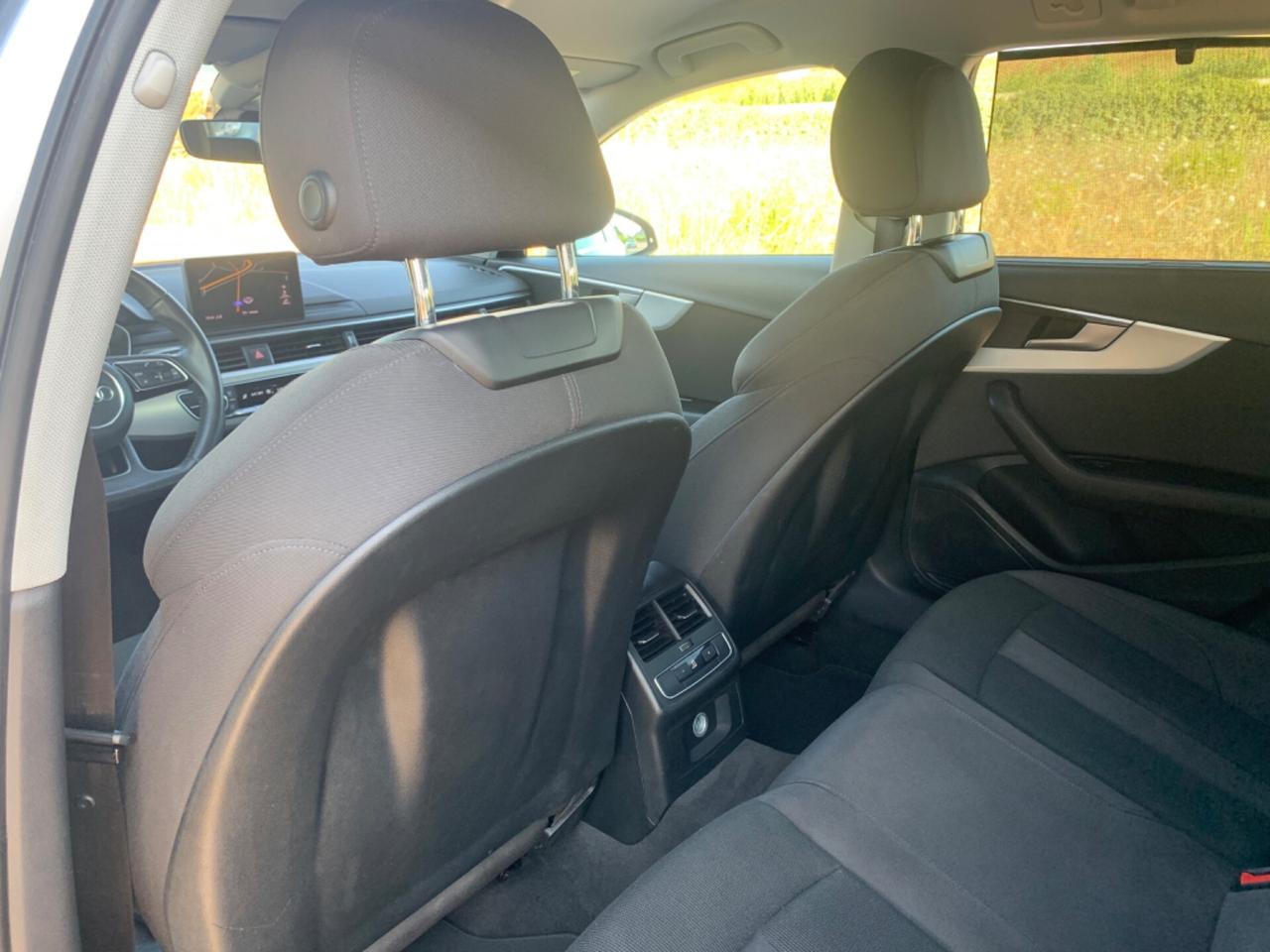 Audi A4 Avant 2.0 TDI 150 CV S tronic Business Sport