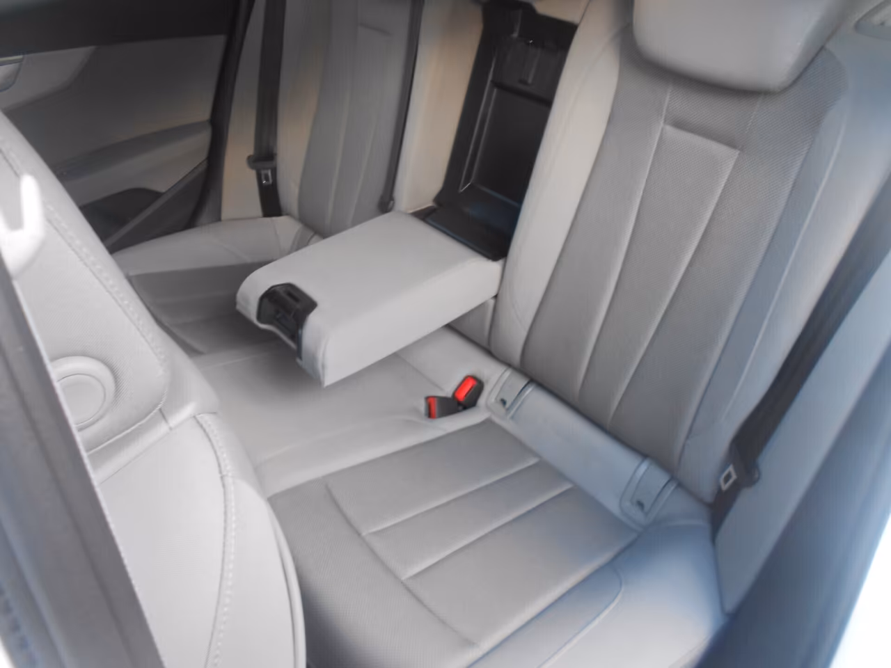 A4 ALLROAD 2.0TDI(NUOVA:18.850km)IVA ESPOSTA,HYBRIDA