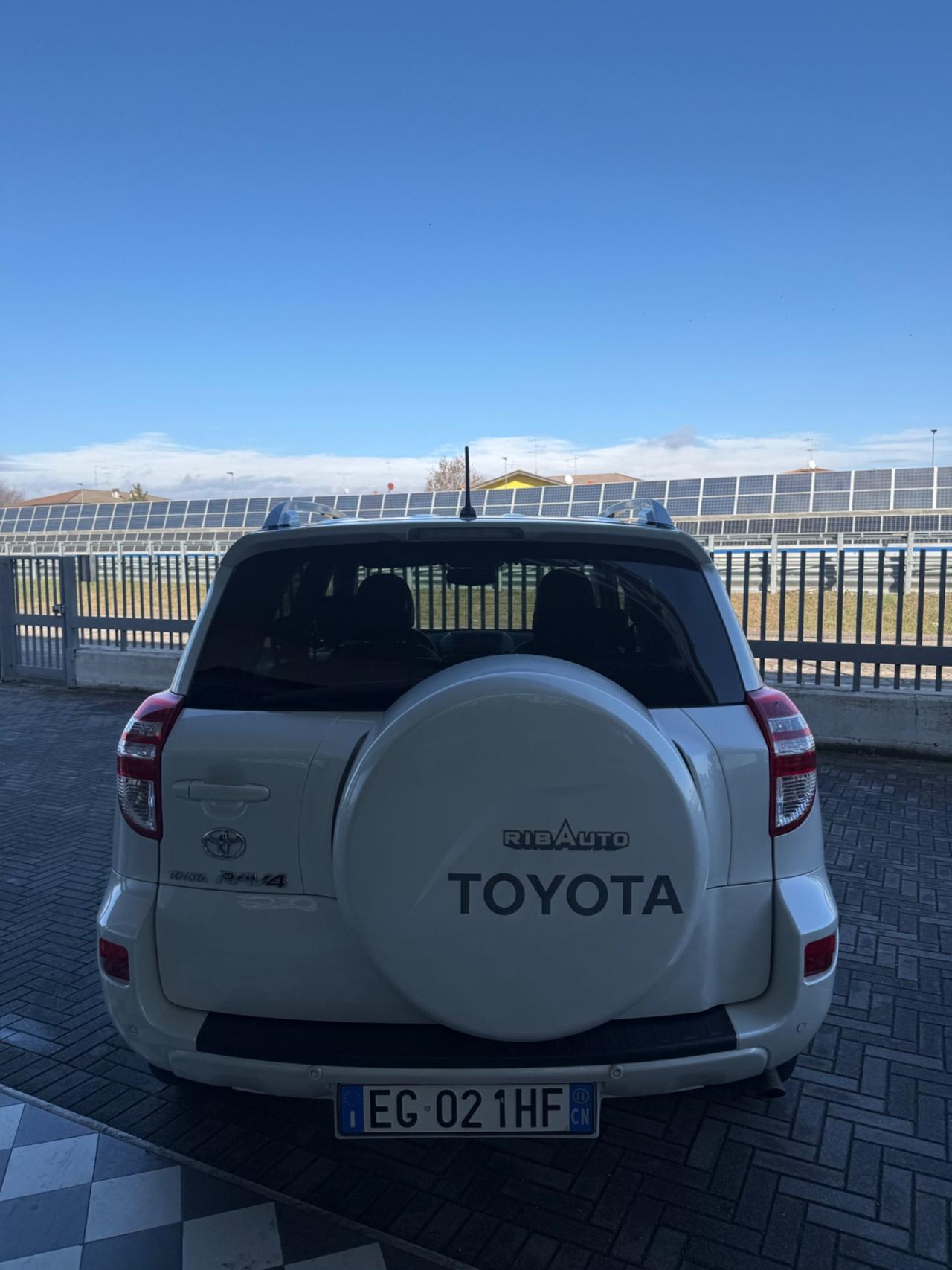 Toyota RAV 4 RAV4 2.2 D-4D 150 CV DPF Exclusive