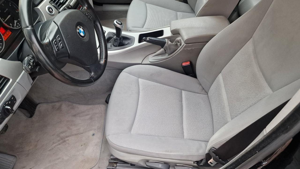 Bmw 320 320d cat Touring Attiva