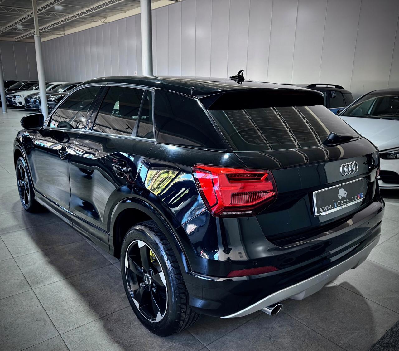 Audi Q2 1.6 TDI 116CV Identity Black