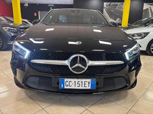 MERCEDES-BENZ A 180 d Automatic Sport ** KM CERTIF. MERCEDES **