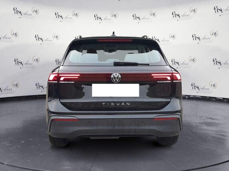 Volkswagen Tiguan 2.0 TDI 150 CV EVO SCR DSG Life Nuovo Modello Led 18" Cockpit