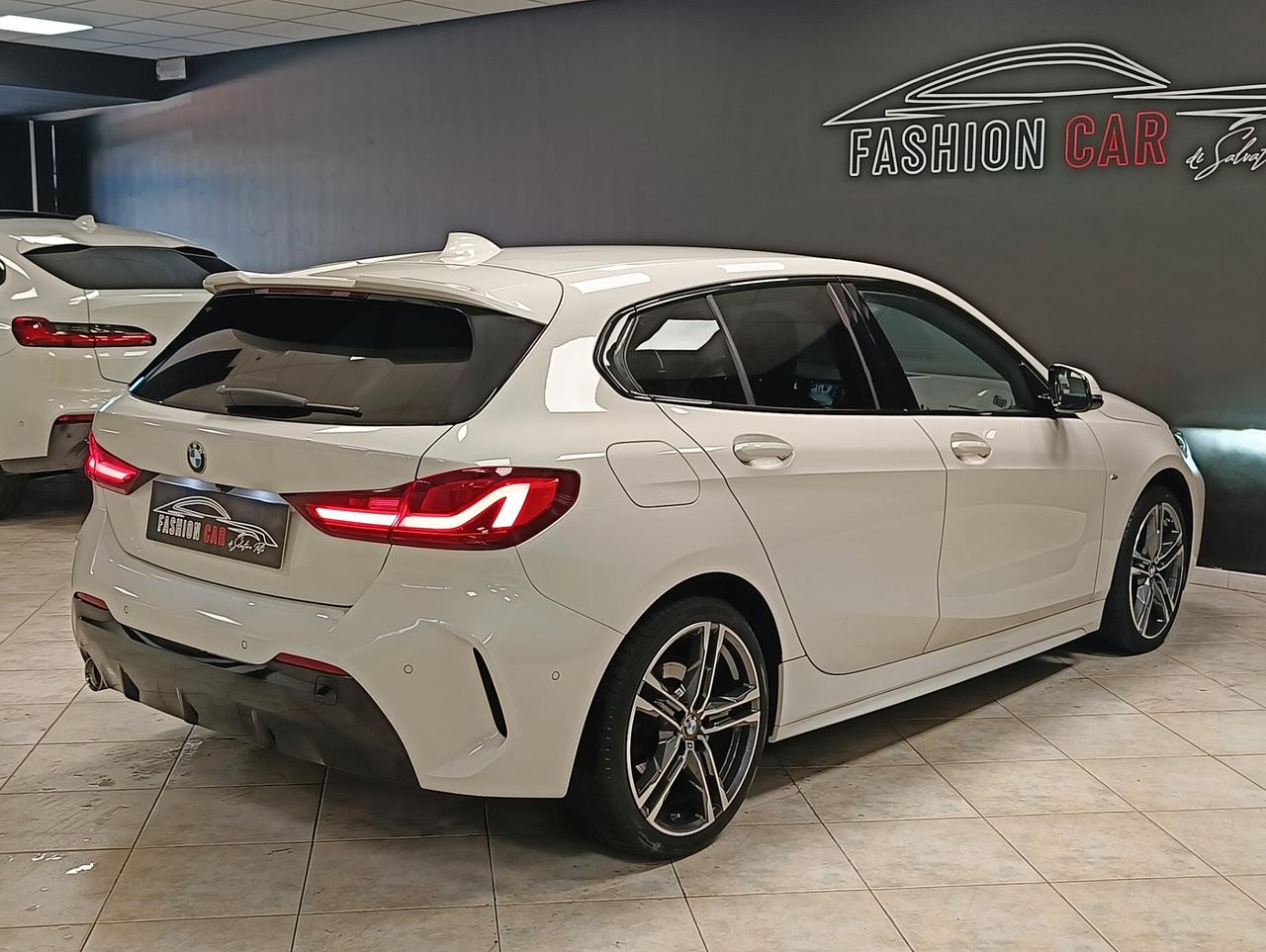 Bmw 116 116d 5p. Msport