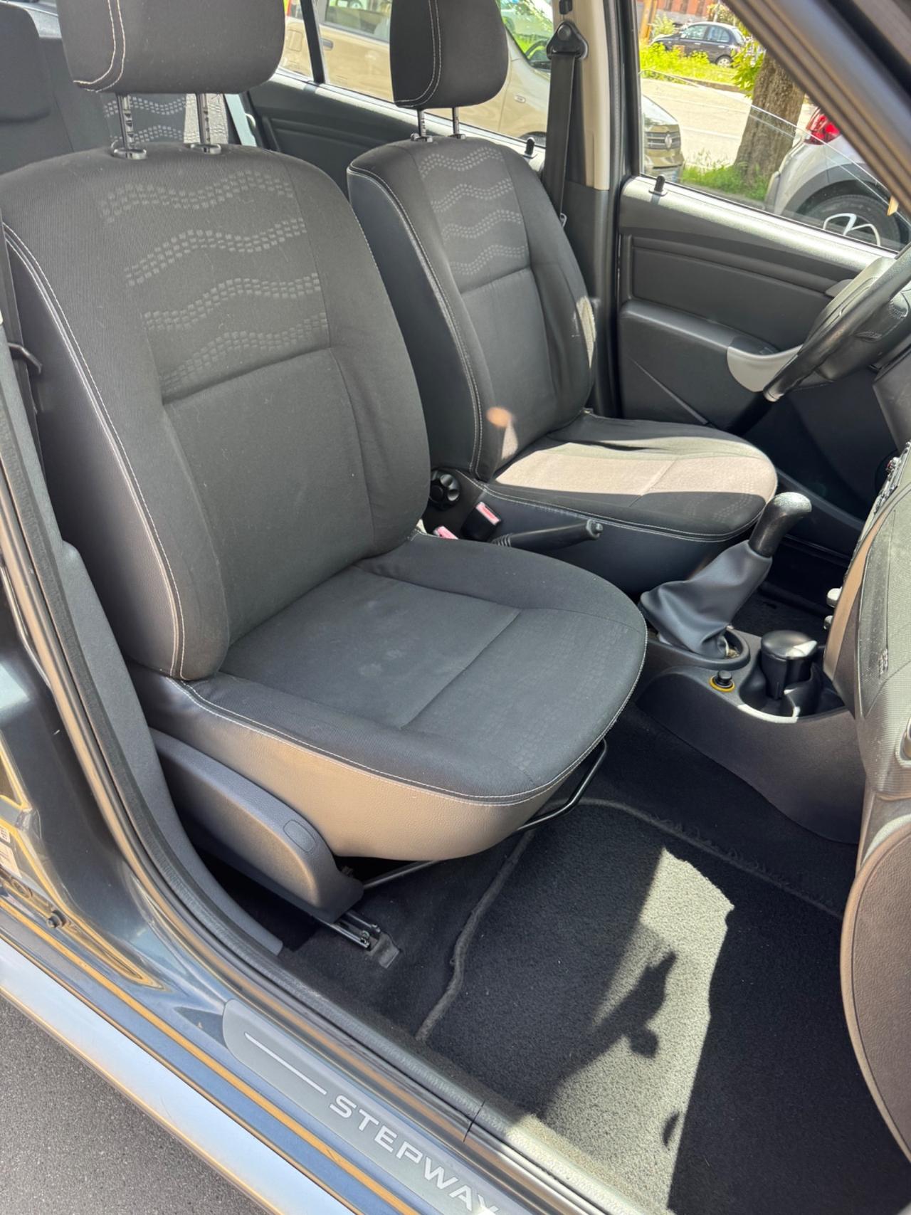 Dacia Sandero Stepway 1.6 90CV benz