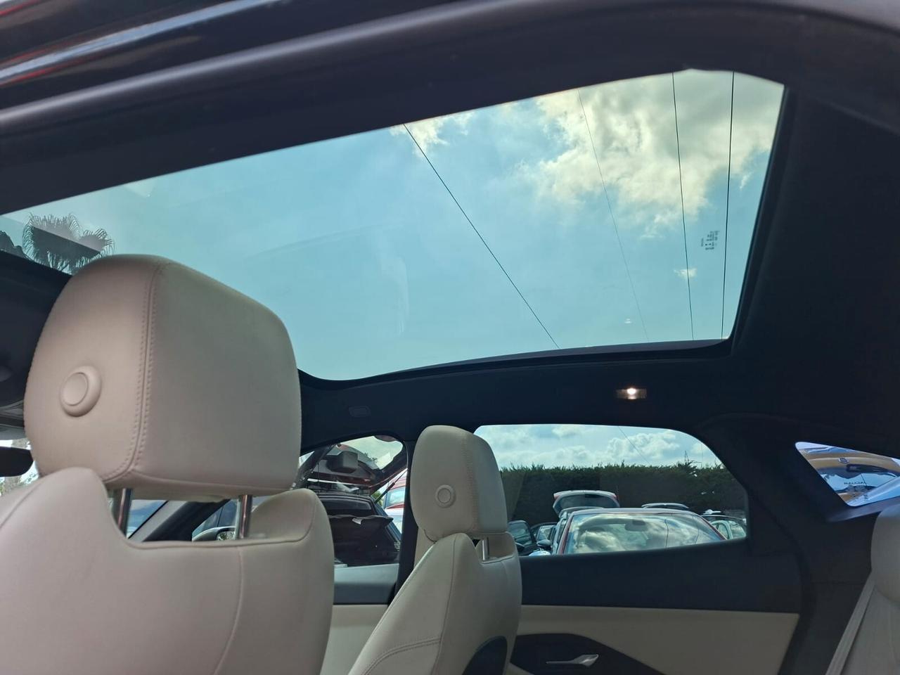 Jaguar E-Pace 2.0D 150 CV AWD aut. R-Dynamic