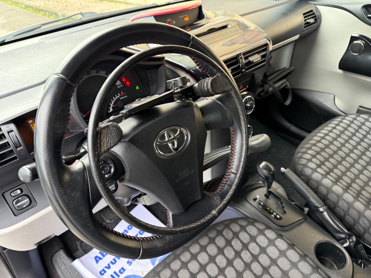 Toyota iQ 1.0 Sol .Guidasimplex … Automatica