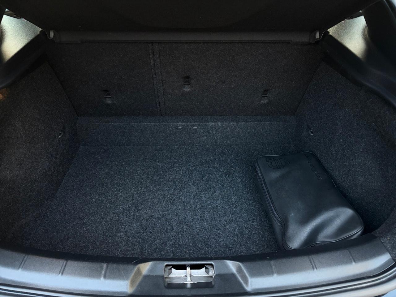 Volvo V40 D2 1.6 Kinetic