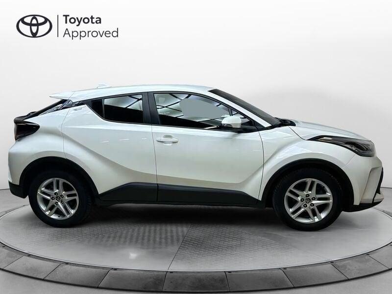 Toyota C-HR 1.8h Active E-CVT