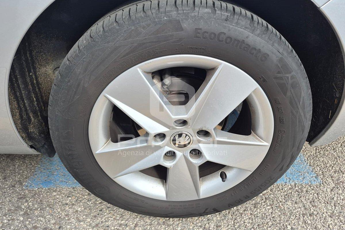 SKODA Octavia 1.6 TDI CR 115 CV DSG Wagon Executive