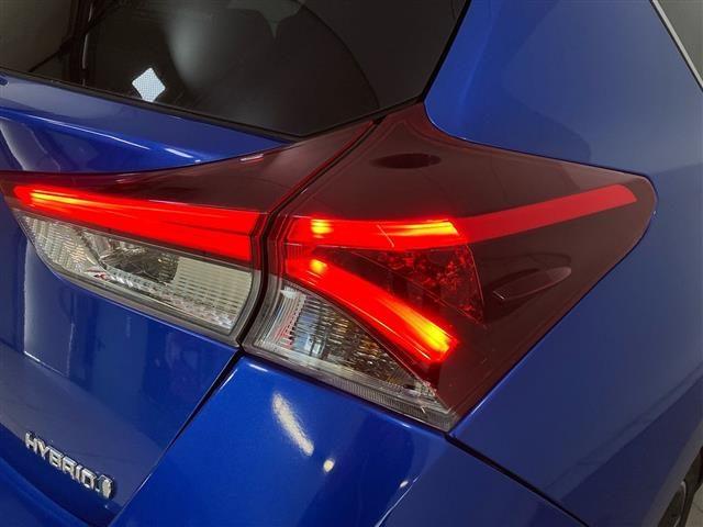 TOYOTA Auris 5 Porte 1.8 Hybrid Black Edition CVT my18