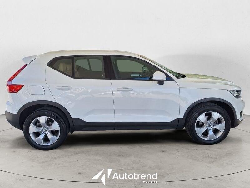 Volvo XC40 D3 150 CV Automatica Momentum