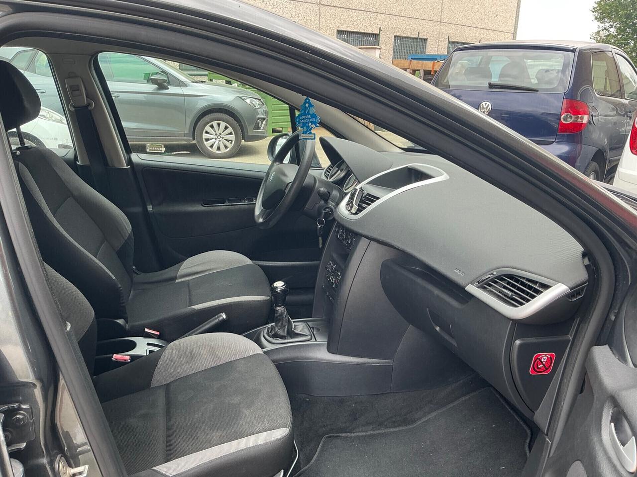 Peugeot 207 1.4 VTi 95CV SW ONE Line