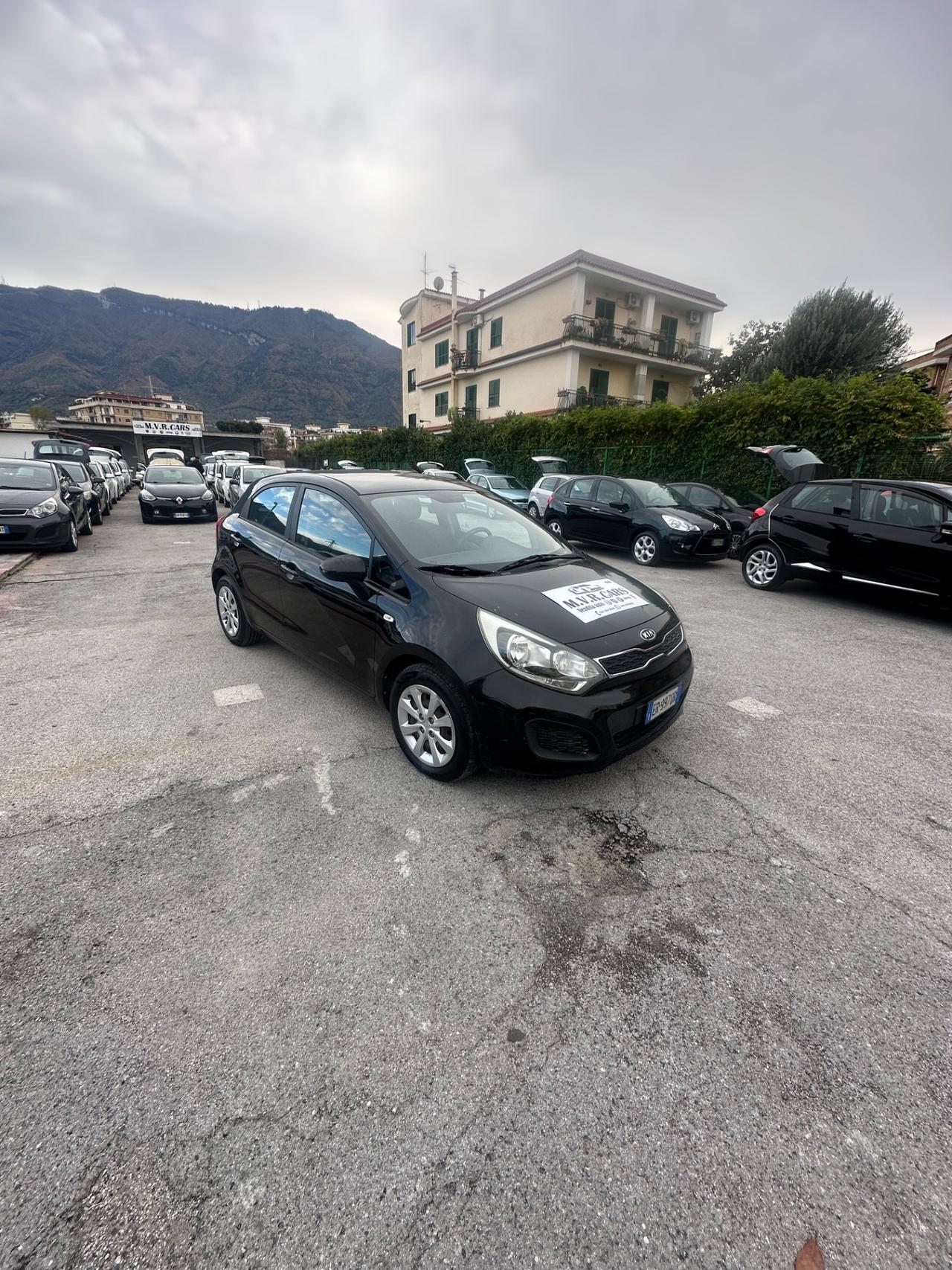Kia Rio 1.1 CRDi 5p. Cool