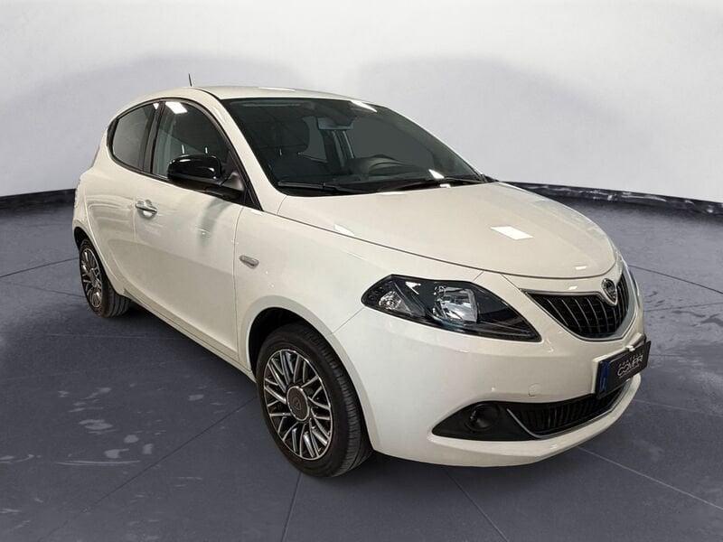 Lancia Ypsilon 1.0 FireFly 70cv Hybrid Gold Plus