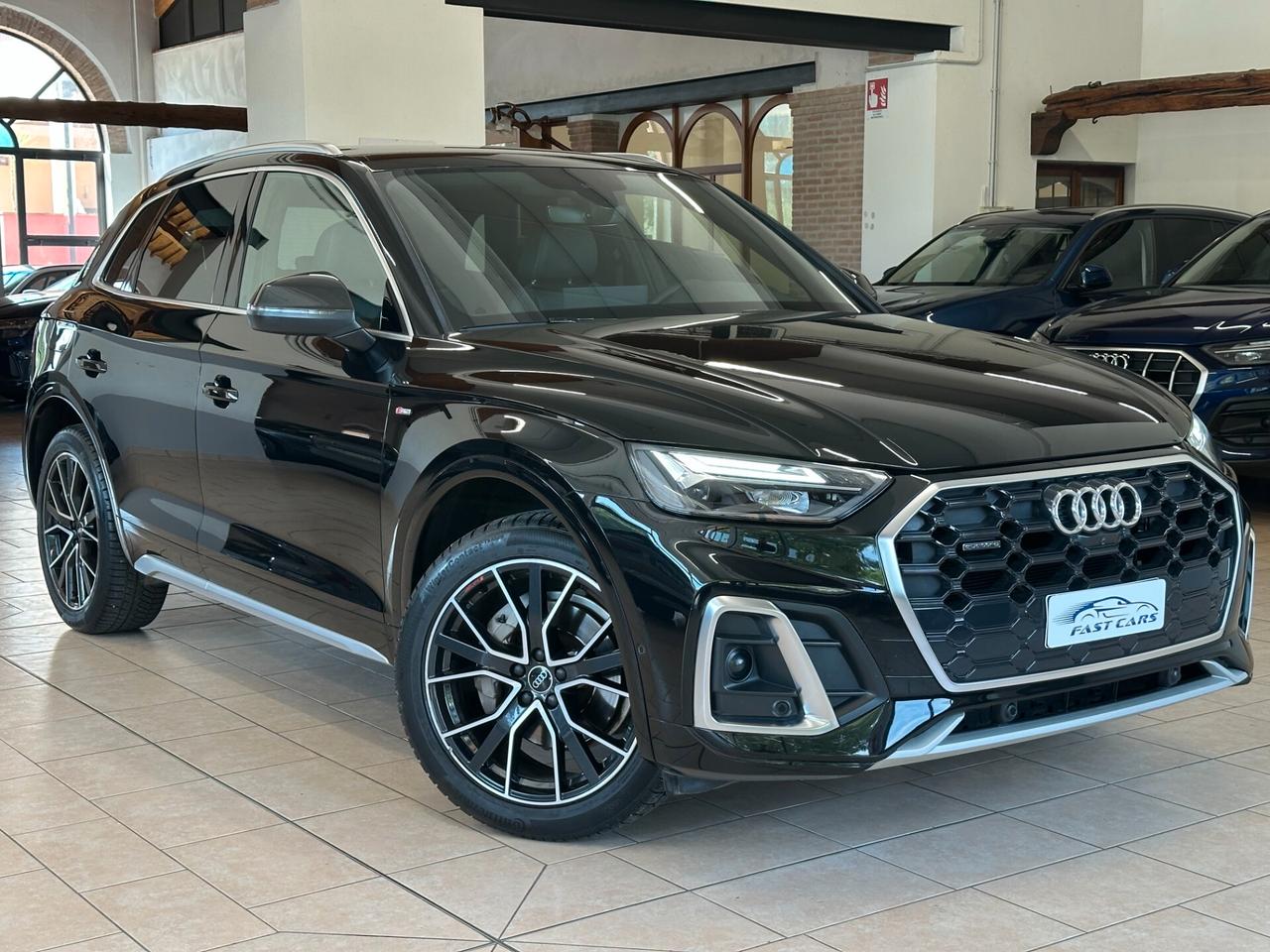 AUDI Q5 40TDI QUATTRO S-TRONIC S-LINE PLUS *360°*CARPLAY*MASSAGGI*
