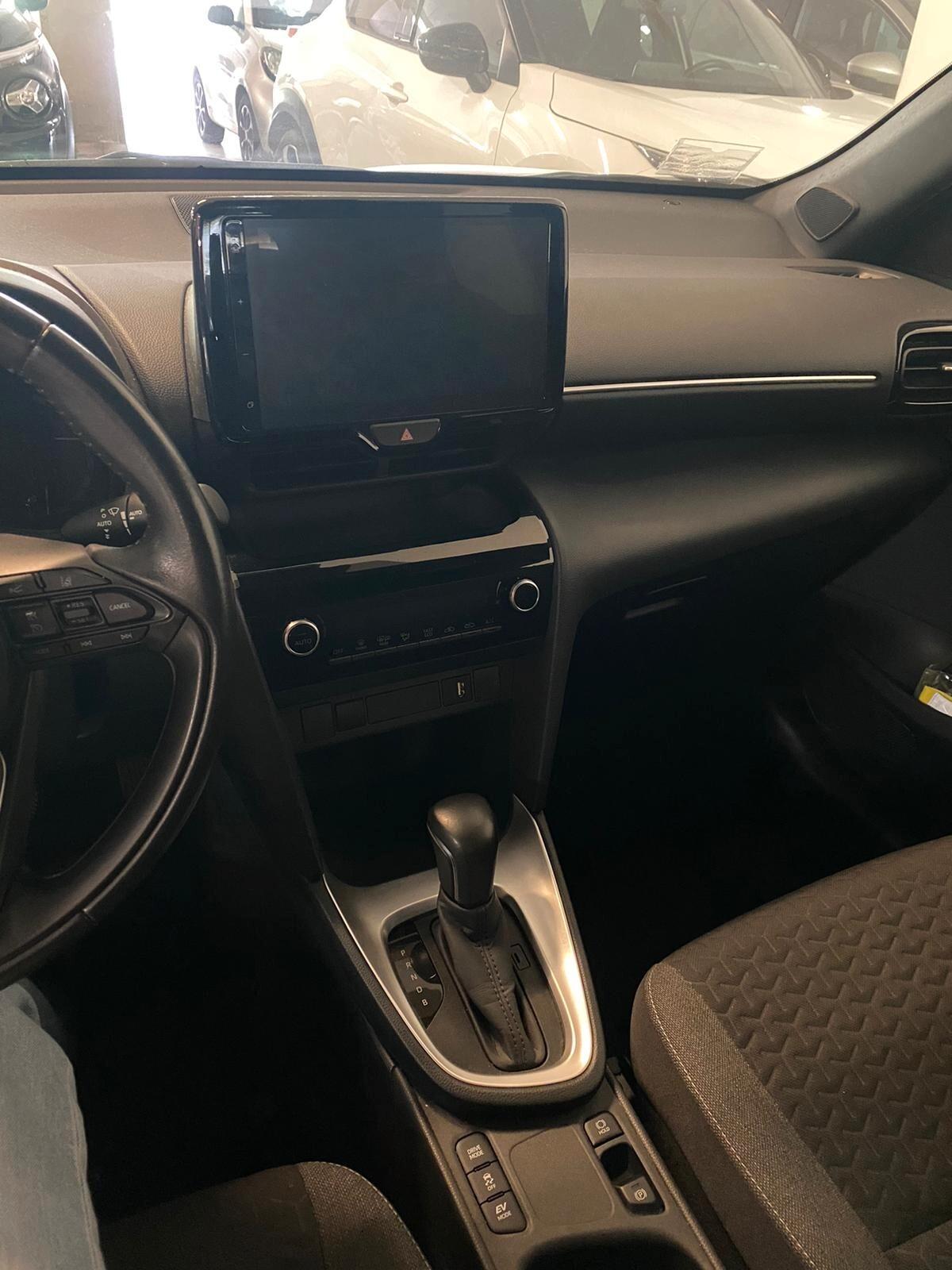 Toyota Yaris Cross 1.5 Hybrid 5p. E-CVT Trend