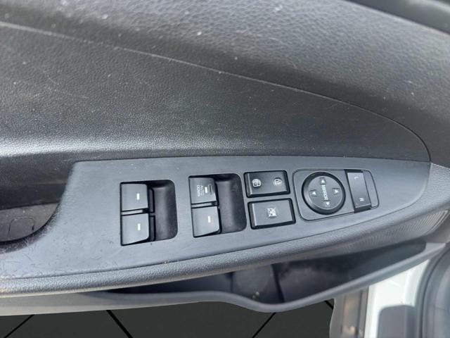 HYUNDAI Tucson 1.7 CRDi COMFORT DIURNILEED-E6B-1PROPRIETARIO-