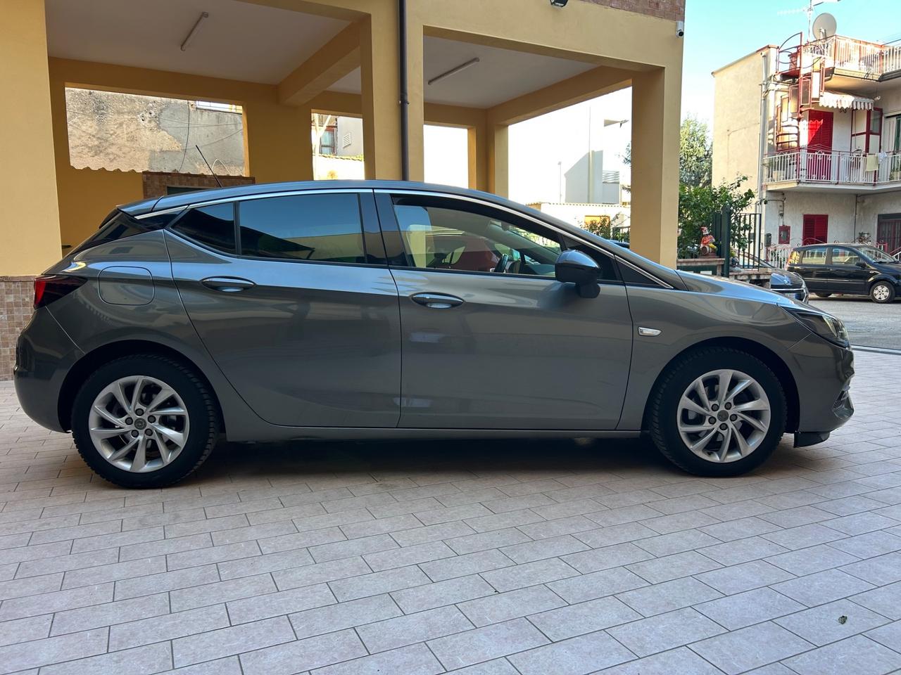 Opel Astra 1.5 CDTI 122 CV S&S 5 porte Ultimate 2021