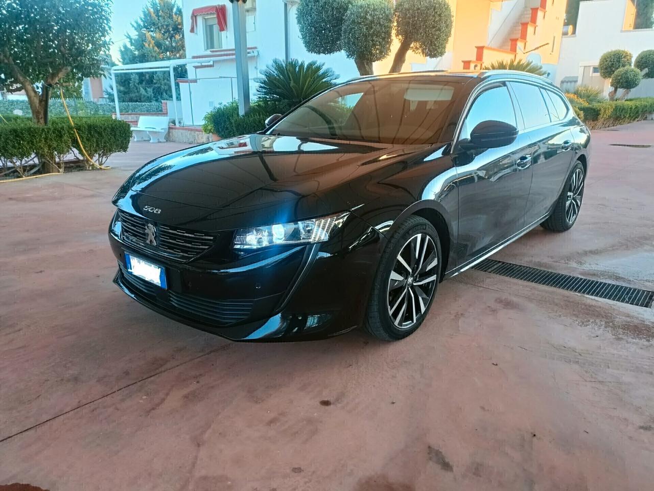Peugeot 508 BlueHDi 130 EAT8 SW full.opt