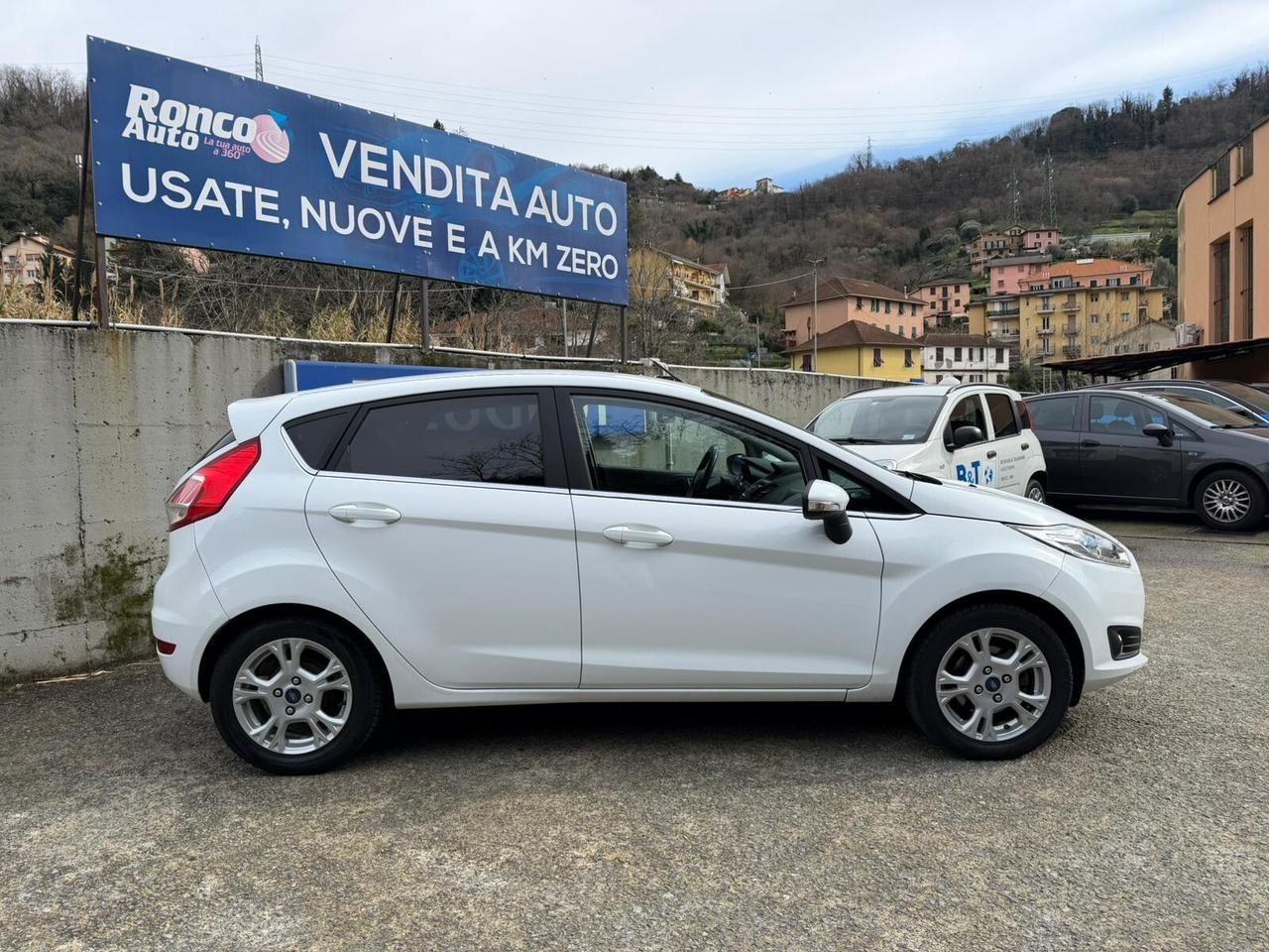 Ford Fiesta 1.5 TDCi 75CV 5 porte ST-Line