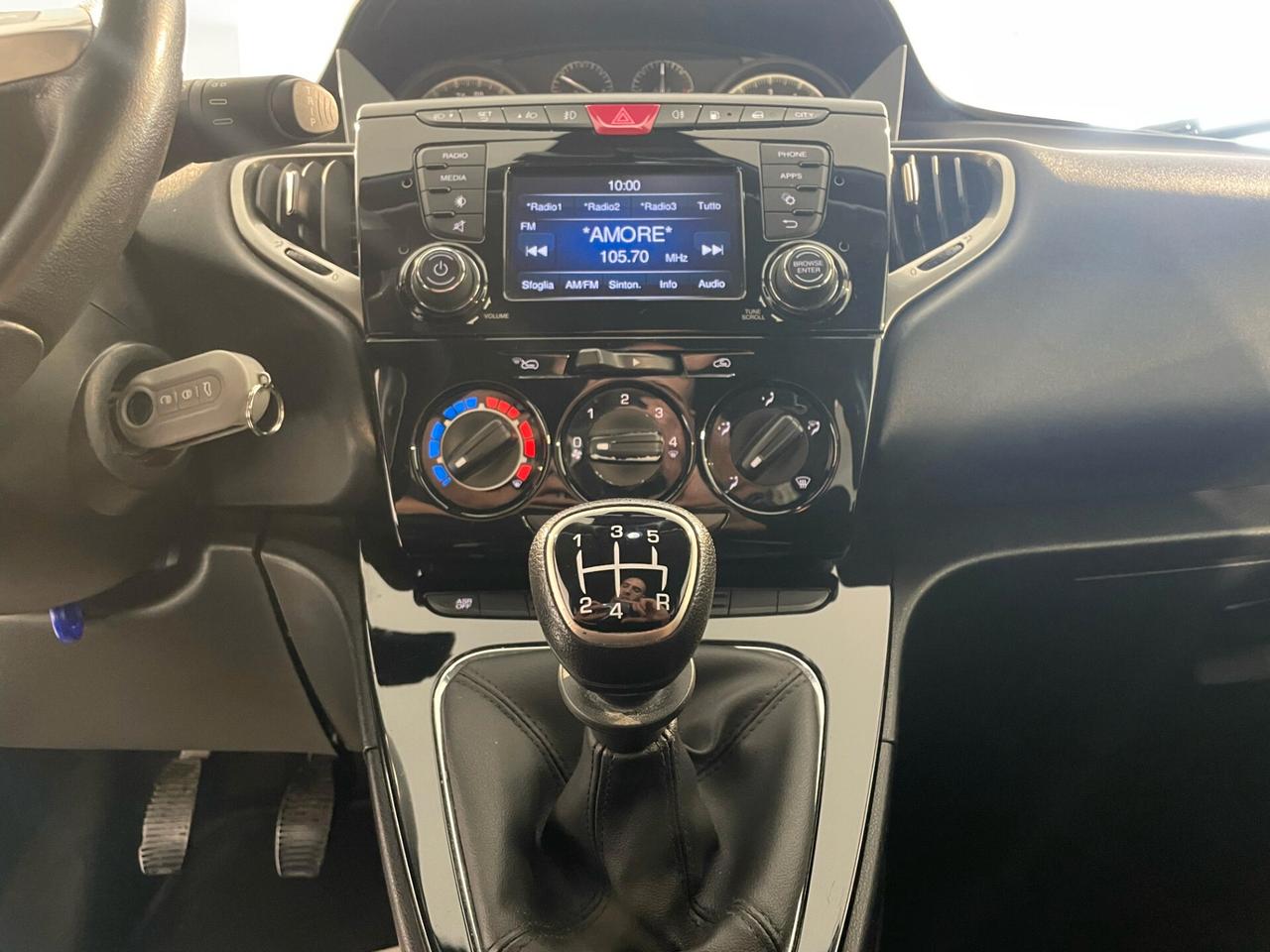 Lancia Ypsilon 1.2 GPL Ecochic Gold