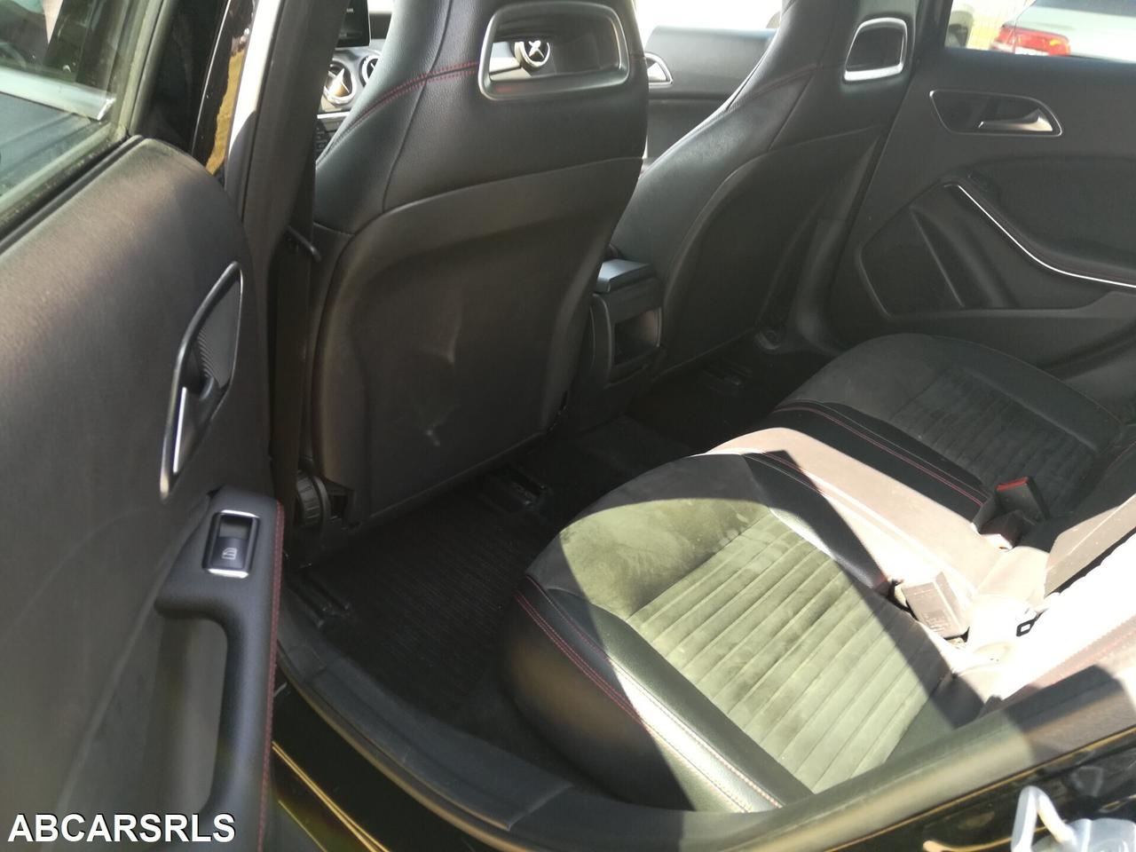 MERCEDES - Classe GLA - GLA 200 d Automatic Premiu