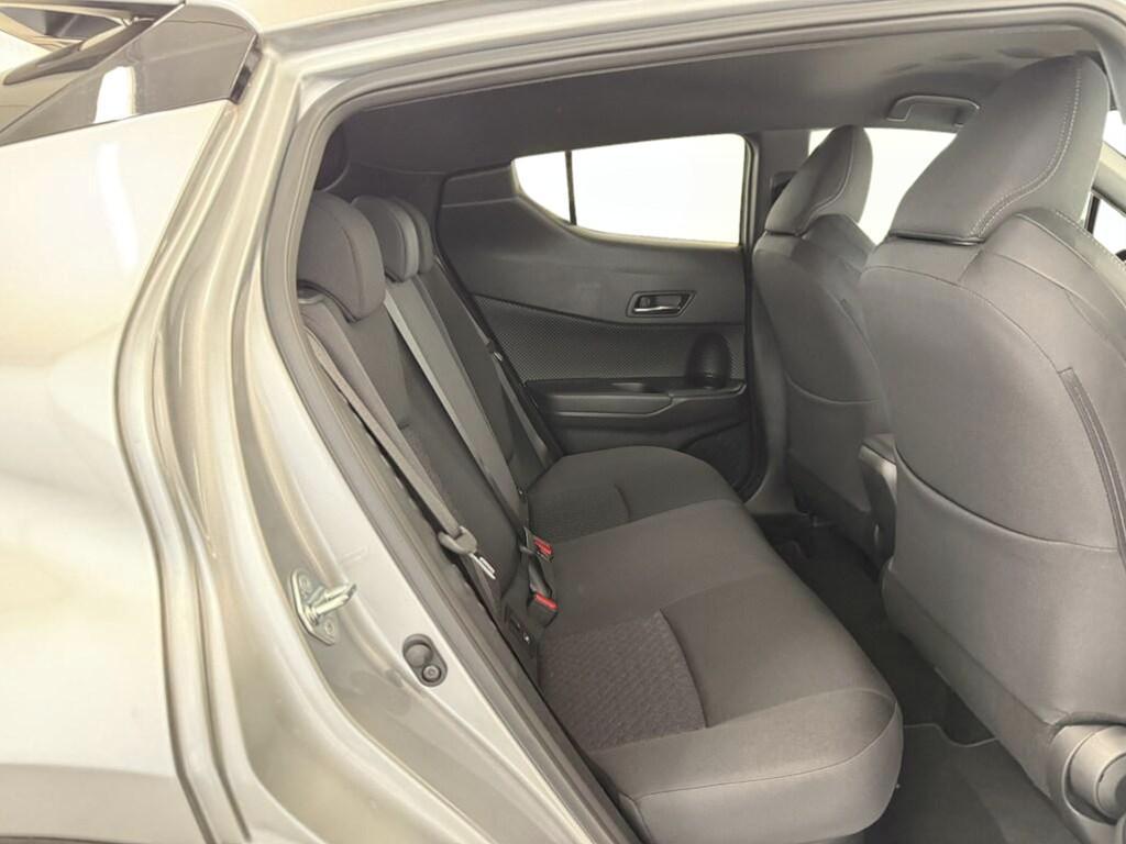 Toyota C-HR 2.0 Hybrid More Business E-CVT