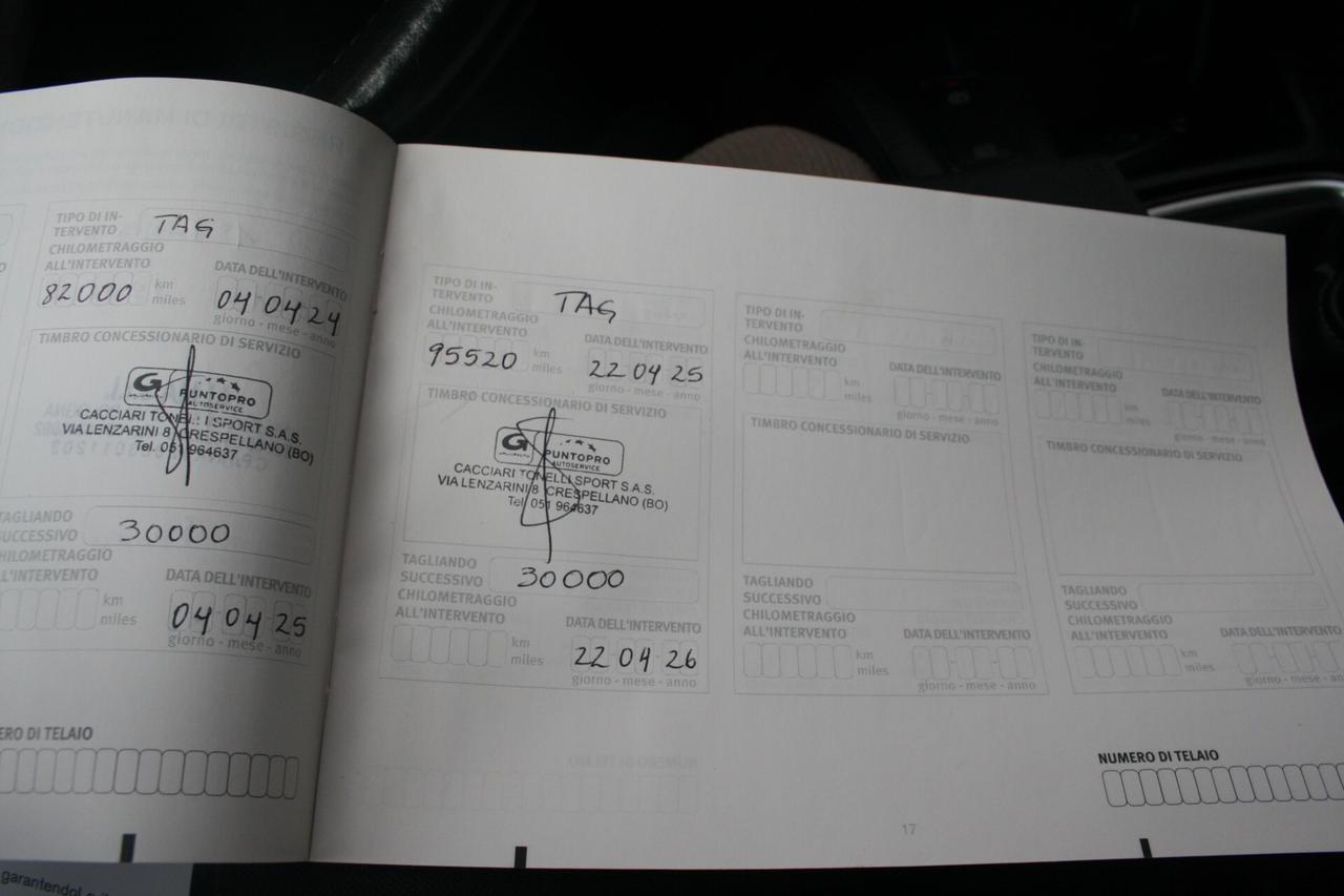 Nissan Qashqai 1.5 dCi Tekna con Tetto Panoramico.