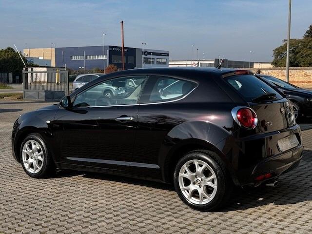 Alfa Romeo MiTo 1.6 JTDm-2 S&S Distinctive Sport Pack