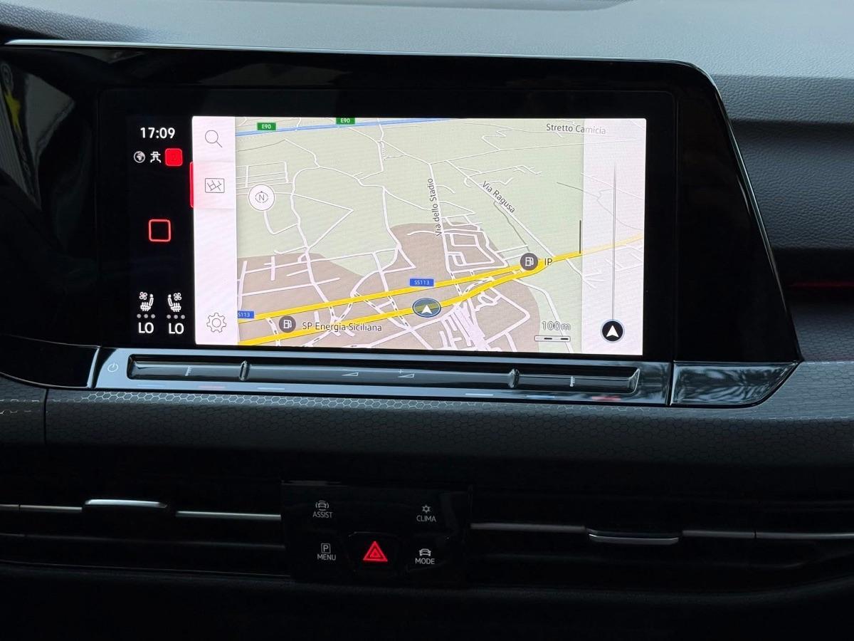 Volkswagen Golf 8 GTI 2.0 TSI 245 CV