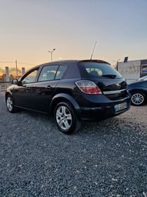 Opel Astra 1.4 16V GPL-TECH 5 porte Enjoy 180000km