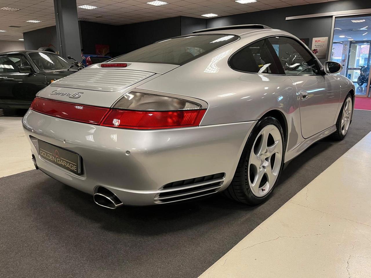 Porsche 911 Carrera 4S cat Coupé