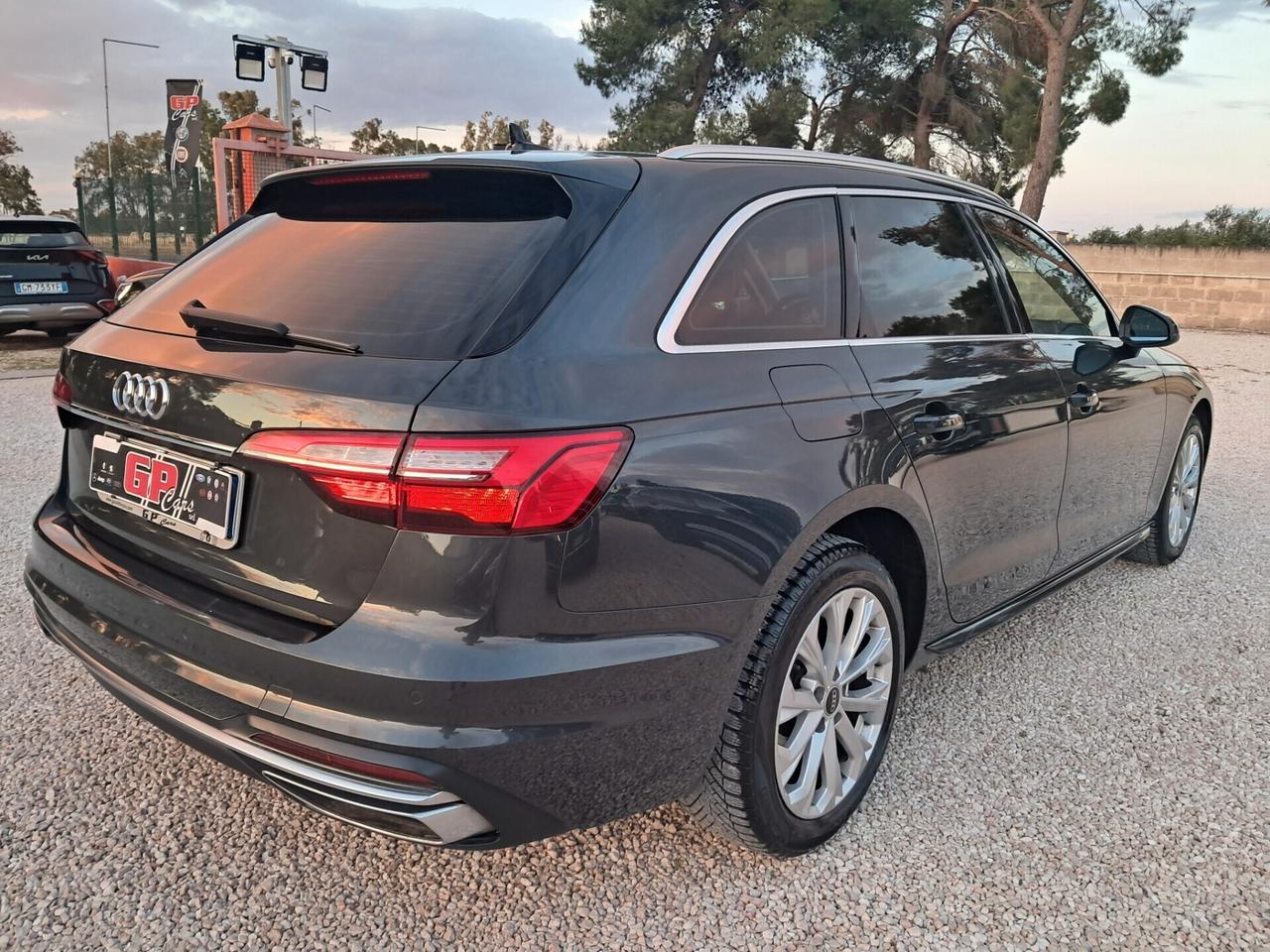 Audi A4 35 TDI * VIRTUAL-LED-NAVY*PELLE