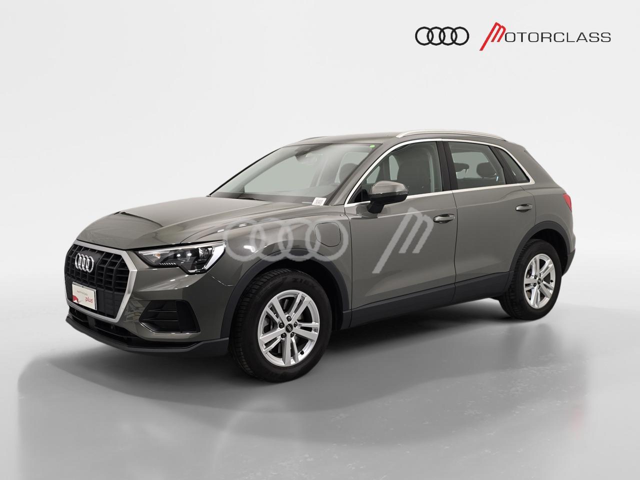 Audi Q3 45 1.4 tfsi e business s tronic
