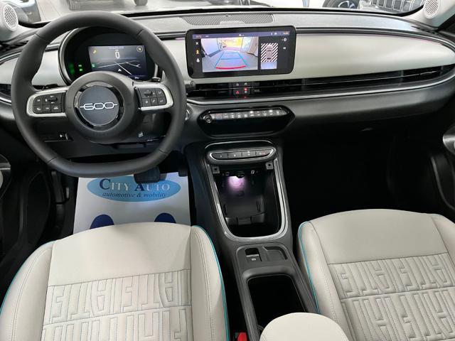 FIAT 600 Hybrid DCT MHEV La Prima KM0