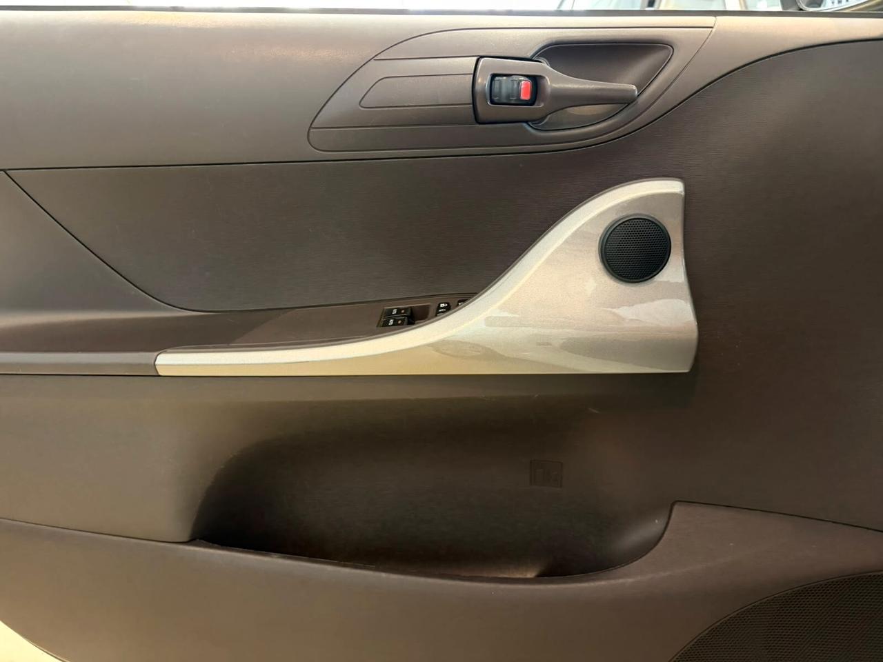 Toyota iQ 1.0 Sol